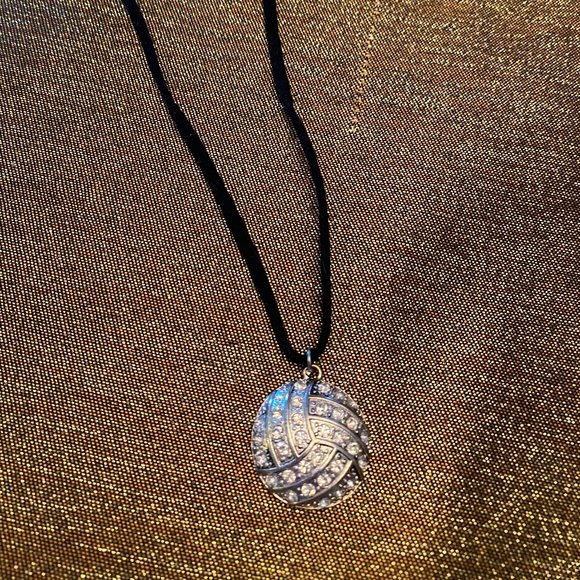 π NWT Crystal Volleyball Necklace - Picture 3 of 10